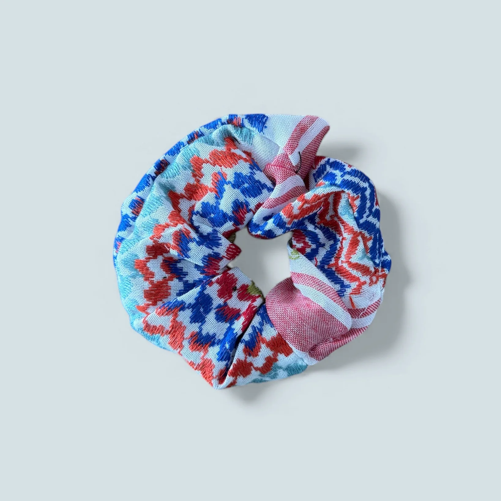 Mawasem Kufiya Scrunchie - Pure White - Image 3