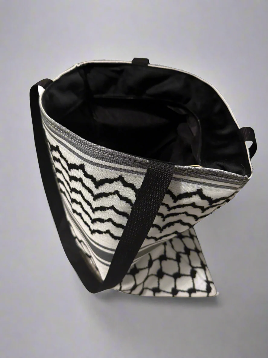 Premium Handcrafted Kufiya Tote Bag – Classic Palestinian Design with Spacious Zippered Enclosure - Image 5