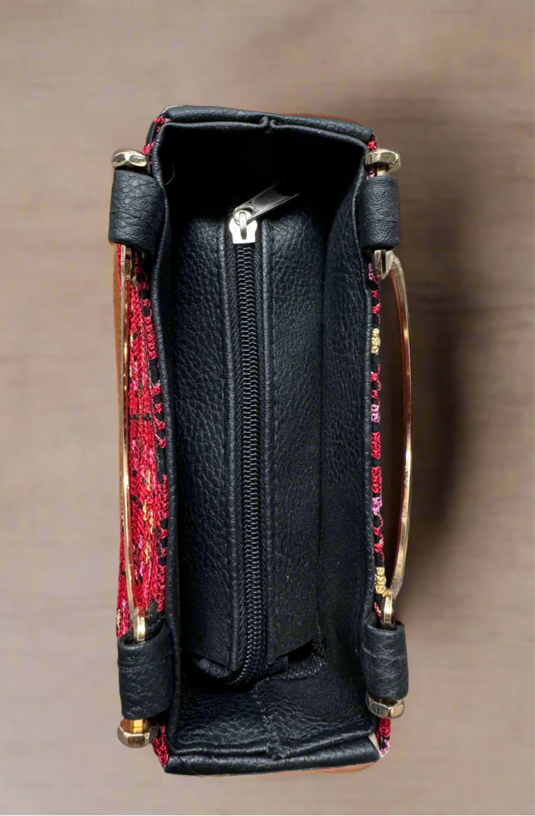 Small Tatreez Purse – Golden Handle with Optional Shoulder Strap - Image 7