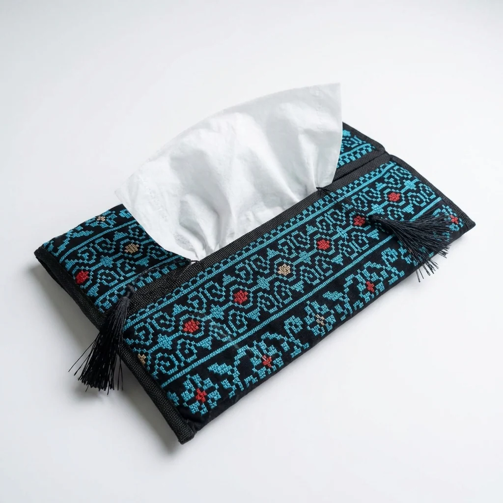 Tatreez Tissue Cover – Palestinian Textile - Image 3